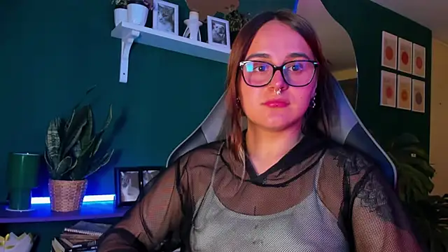 evy orange1 online show from 04-23-26, 12:45