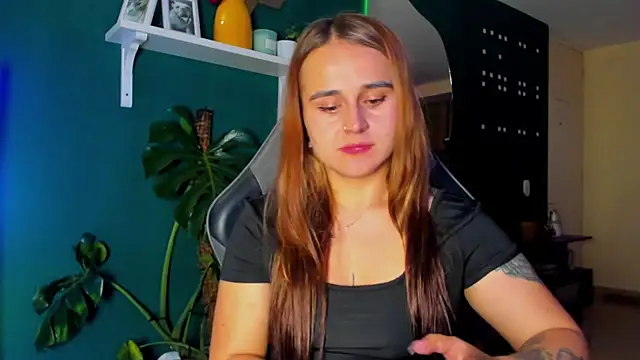 evy orange1 online show from 06-16-26, 01:30