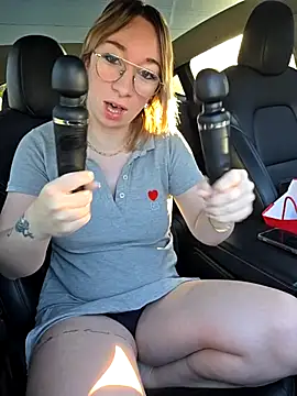 Giuliana baby online show from 11-26-25, 09:21