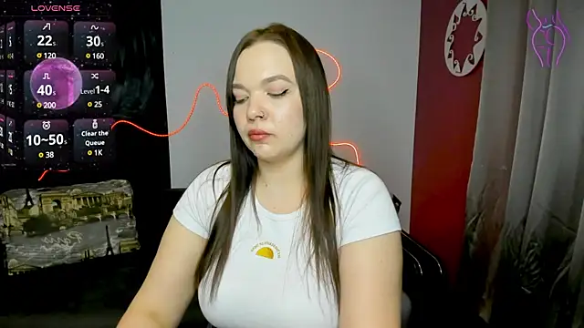 AnitaMays online show from 03-09-25, 03:49