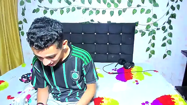 Alexander and Xiao online show from 12-09-24, 02:02