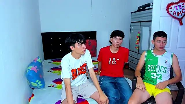 Alexander and Xiao online show from 02-22-25, 09:59