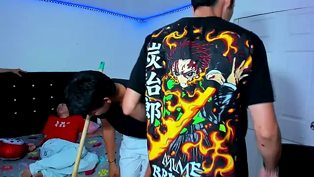 Alexander and Xiao online show from 03-05-25, 09:59