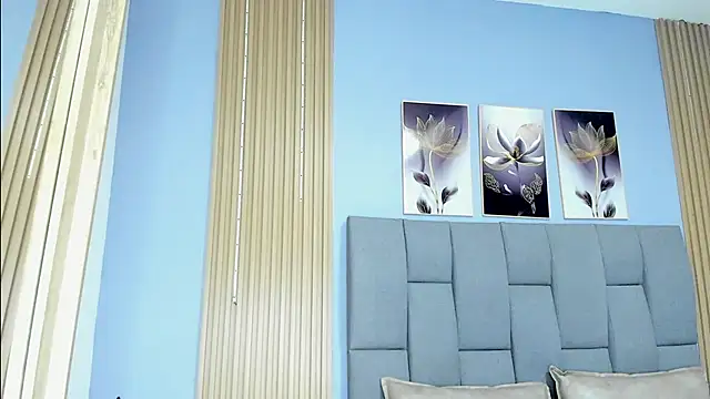 Katalella murillo online show from 12-22-24, 03:22