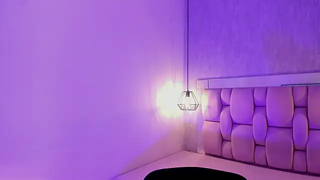 Snapshot of Roxie-Summers11 chatting on 06-21-26, 12:41 Roxie-Summers11 online show from 06-21-26, 12:41