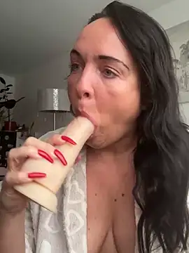 Dagmar92 online show from 11-23-25, 08:25