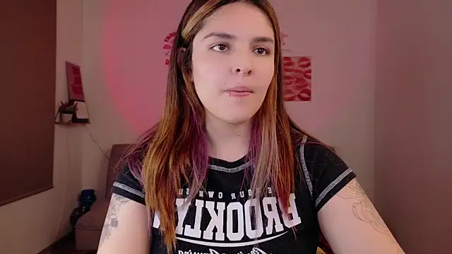 Mariangeel online show from 10-27-25, 11:09