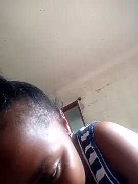 Yummy-Cat online show from 12-15-24, 01:00