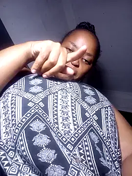 Yummy-Cat online show from 12-16-24, 12:37