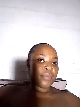 Yummy-Cat online show from 01-05-25, 06:24