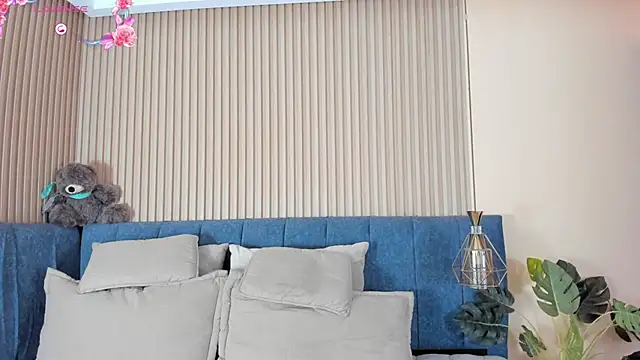 kathecute   online show from 03-04-26, 01:44