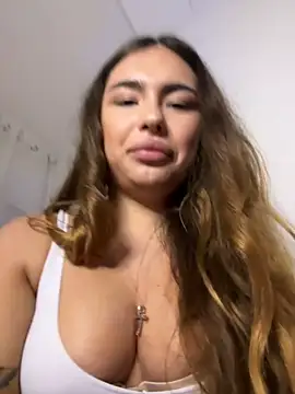 Snapshot of mint_melissaaa chatting on 01-17-25, 05:19 mint melissaaa online show from 01-17-25, 05:19