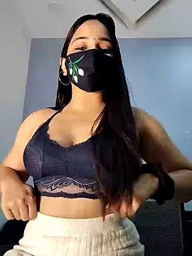 Snapshot of Varnika_aarora chatting on 12-28-24, 04:51 Varnika aarora online show from 12-28-24, 04:51