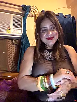 Hot Queen77 online show from 07-18-26, 07:28