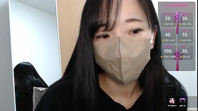 Snapshot of Rio_chan_ chatting on 02-18-25, 11:41 Rio chan online show from 02-18-25, 11:41