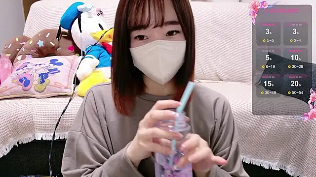 Snapshot of Rio_chan_ chatting on 10-22-25, 01:22 Rio chan online show from 10-22-25, 01:22