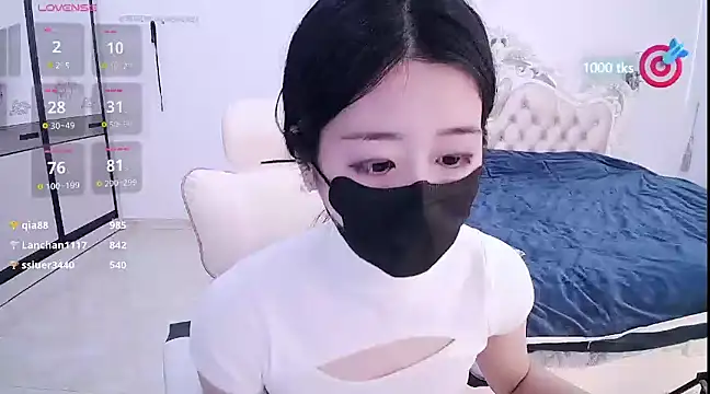 Snapshot of CN-xiaofei chatting on 02-09-25, 08:44 CN-xiaofei online show from 02-09-25, 08:44