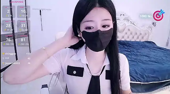 Snapshot of CN-xiaofei chatting on 02-14-25, 05:51 CN-xiaofei online show from 02-14-25, 05:51