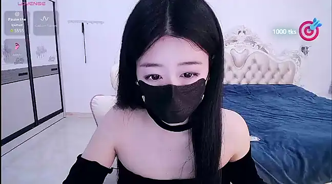Snapshot of CN-xiaofei chatting on 02-21-25, 02:39 CN-xiaofei online show from 02-21-25, 02:39