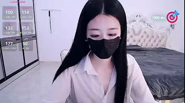 Snapshot of CN-xiaofei chatting on 03-01-25, 10:45 CN-xiaofei online show from 03-01-25, 10:45