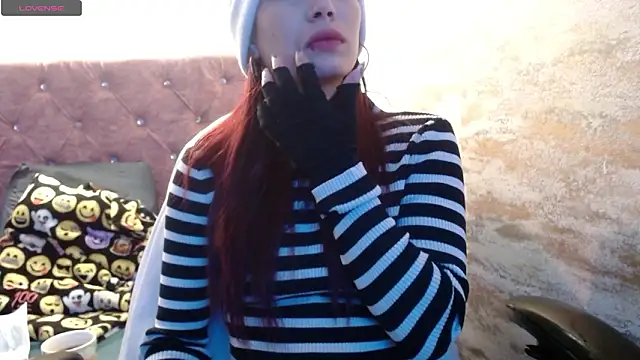  yuyi online show from 03-06-26, 11:28