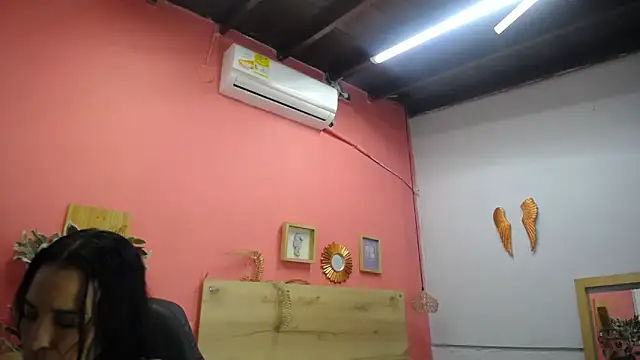 scarlet-foox online show from 11-13-25, 12:15