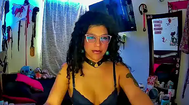 Snapshot of NicollWilliams_420 chatting on 01-14-25, 04:08 NicollWilliams 420 online show from 01-14-25, 04:08