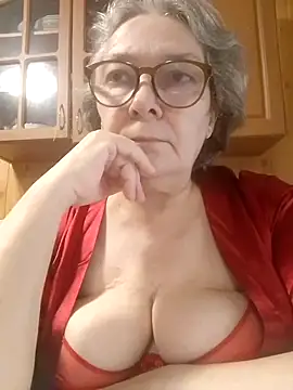 Snapshot of IrinaSweet54 chatting on 06-15-26, 08:27 IrinaSweet54 online show from 06-15-26, 08:27
