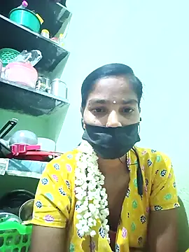 Snapshot of anusiya01 chatting on 03-06-25, 02:51 anusiya01 online show from 03-06-25, 02:51