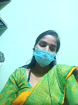 Snapshot of anusiya01 chatting on 11-14-25, 03:22 anusiya01 online show from 11-14-25, 03:22