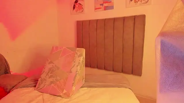 sarah  bigboobs online show from 02-09-26, 05:55