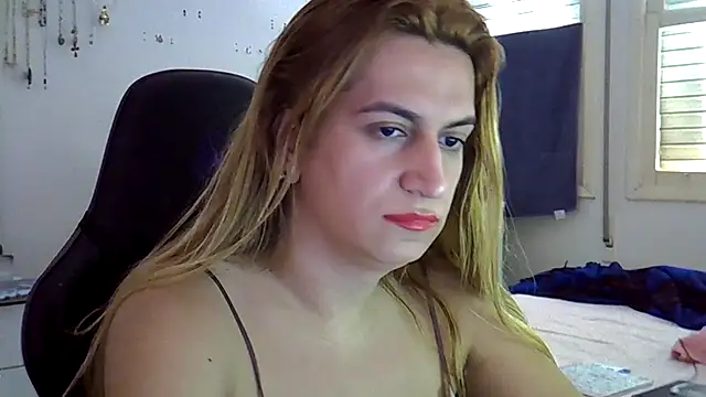 luizacandy online show from 07-22-26, 03:26