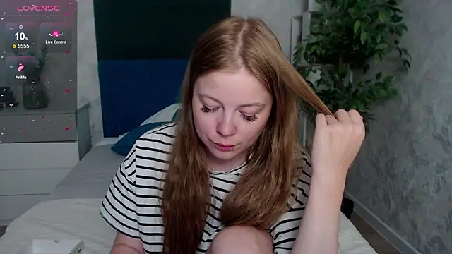 JennyyHot online show from 04-30-26, 07:47