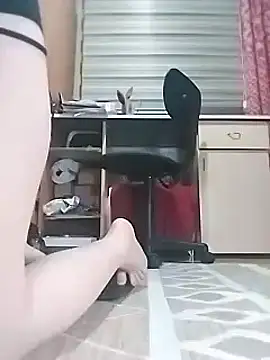 Snapshot of Sedona_wavves chatting on 01-18-25, 09:02 Sedona wavves online show from 01-18-25, 09:02