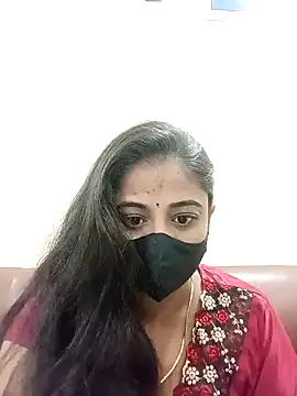 DIZZLING DIVA online show from 12-28-24, 10:34