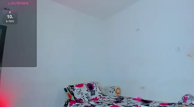 Snapshot of tisaya_8 chatting on 02-19-25, 06:32 tisaya 8 online show from 02-19-25, 06:32