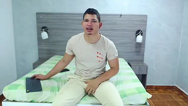 Loony Zion online show from 11-21-25, 01:10