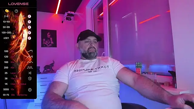 MAGABEAR077 online show from 05-19-26, 12:44
