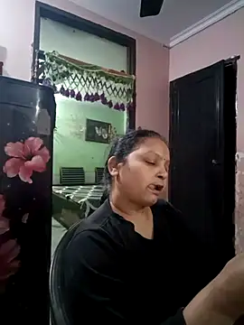 Kavya kapoor online show from 02-19-25, 01:39
