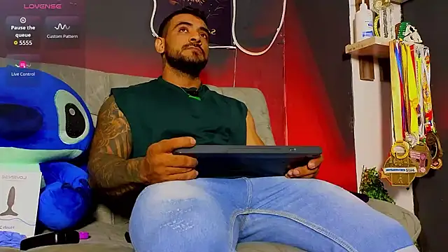 ERIC HARRISON online show from 02-07-26, 02:59