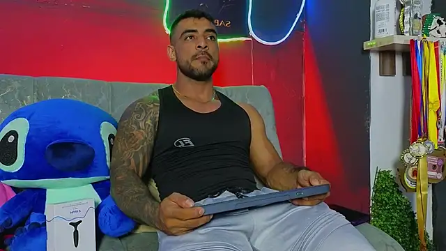 ERIC HARRISON online show from 02-24-26, 01:47