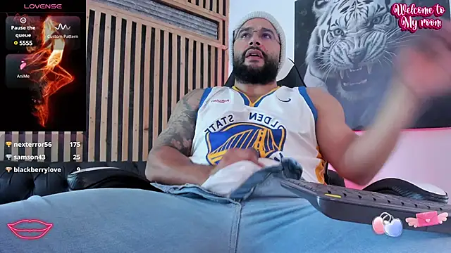 Luke  09 online show from 03-10-25, 03:41