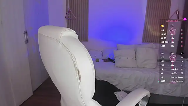 Kendall Bunnyy online show from 09-16-25, 08:21