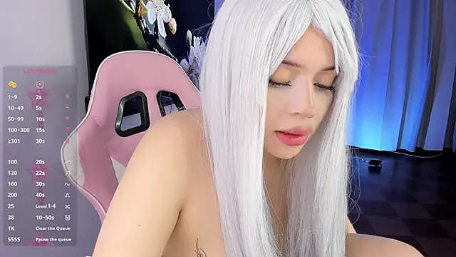 Snapshot of Kendall_Bunnyy chatting on 05-04-26, 07:54 Kendall Bunnyy online show from 05-04-26, 07:54