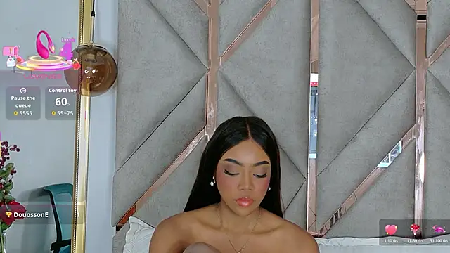 Lola King online show from 12-13-25, 07:53