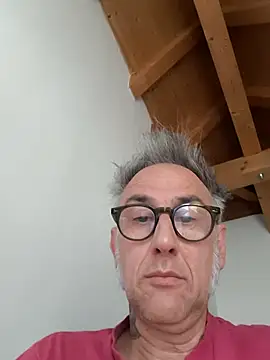 Ragno1968 online show from 04-12-26, 04:34