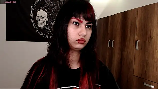 Snapshot of Little-Lucifer chatting on 06-03-26, 01:52 Little-Lucifer online show from 06-03-26, 01:52