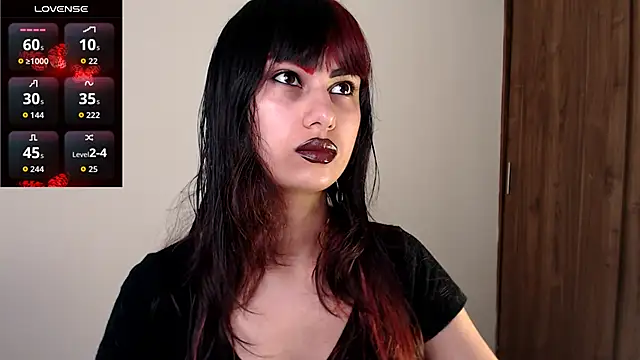 Snapshot of Little-Lucifer chatting on 06-12-26, 07:13 Little-Lucifer online show from 06-12-26, 07:13