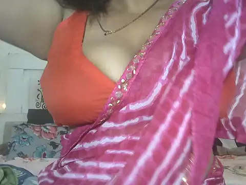 Snapshot of MONICA-LOVE chatting on 10-04-25, 09:24 MONICA-LOVE online show from 10-04-25, 09:24