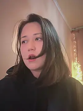 Snapshot of JoyFulLicss chatting on 12-22-24, 06:04 JoyFulLicss online show from 12-22-24, 06:04